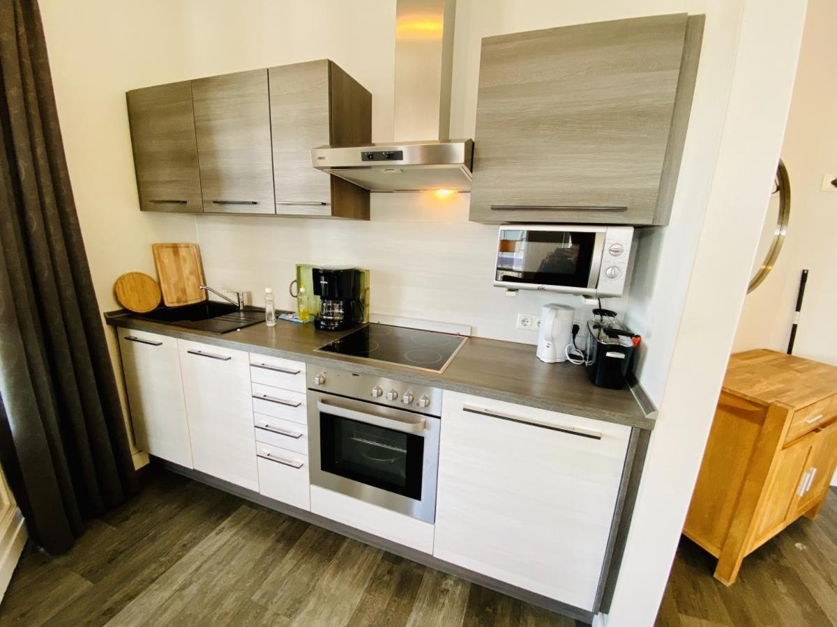 Vormann Jantzen, Direkt Am Leuchtturm Apartment Росток Екстериор снимка